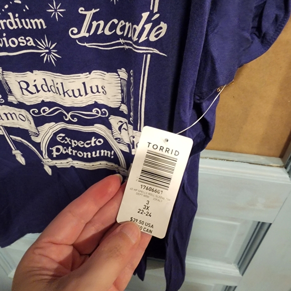 NWT Torrid 3 Harry Potter Roll Sleeve Top - Cotton Spells Navy - Picture 2 of 3
